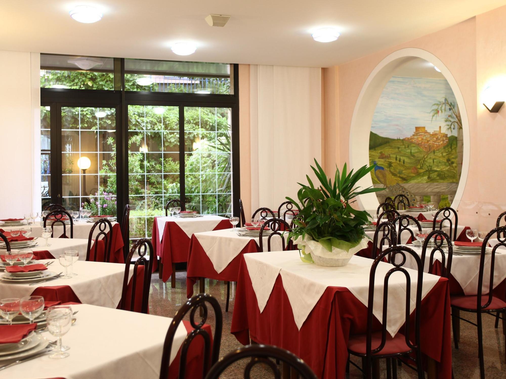 Hotel Aggravi Chianciano Terme Exterior photo